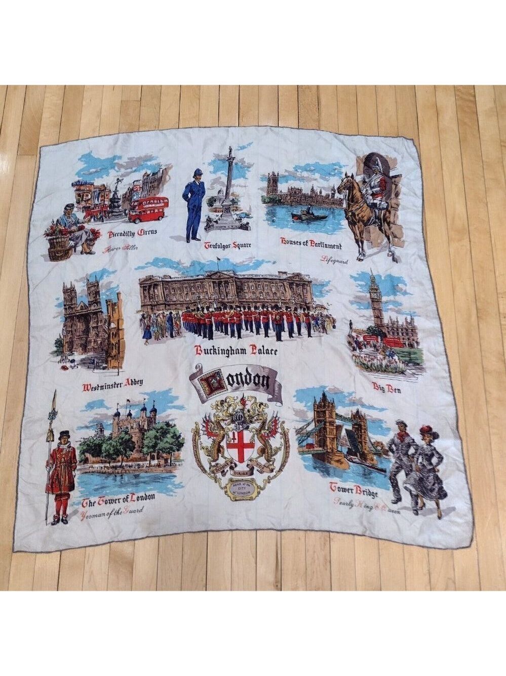 Vintage London Arms Of The City Scarf Buckingham Palace Parliament Big Ben